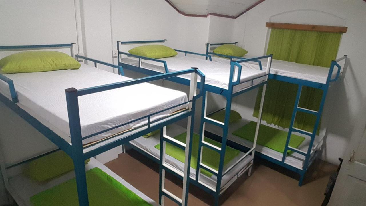 נוארה אליה Leisure Nest Hostel מראה חיצוני תמונה